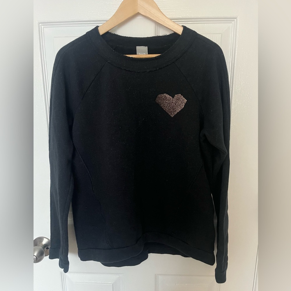 Bench Women’s Charcoal Heart Patch Raglan Sweatshirt (L)